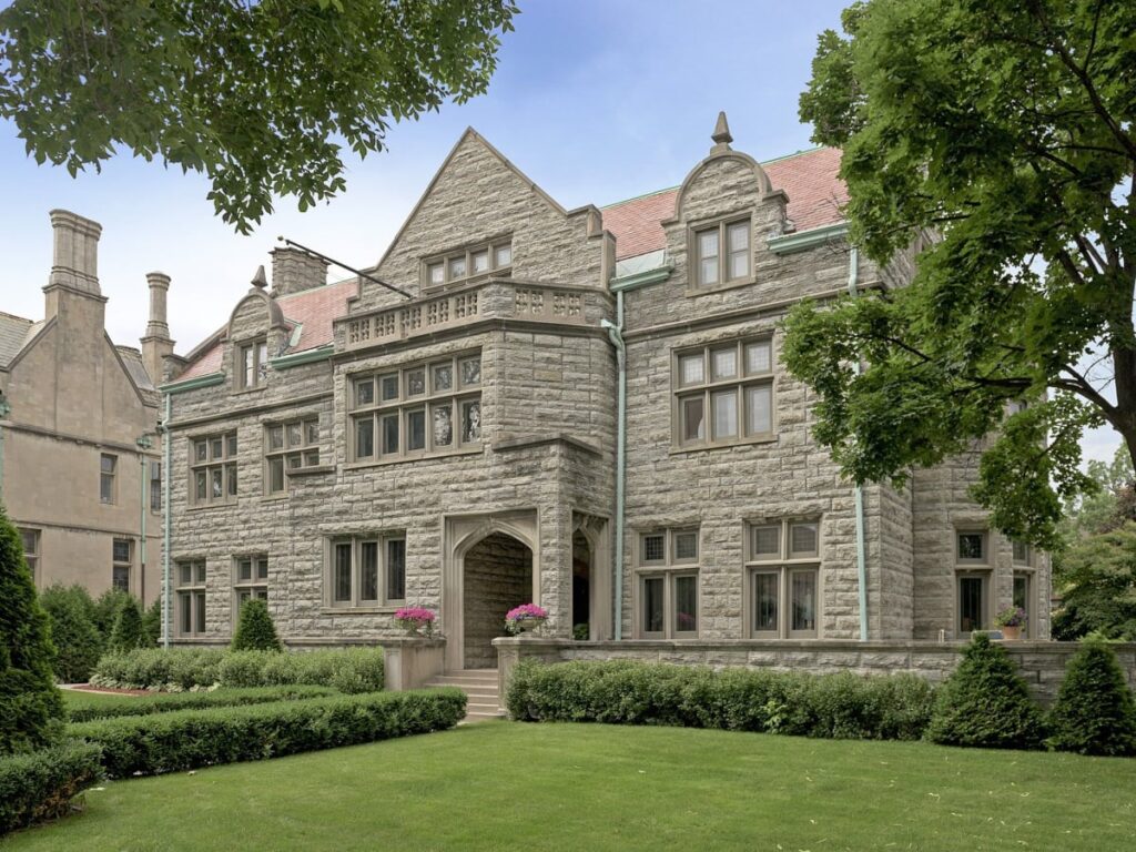 Mansions in the park, one of  the mansion districts on the Gilded Age Tour