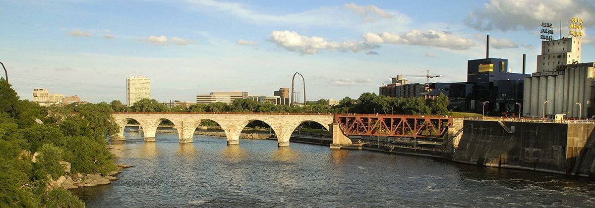 Stone arch bridge over Mississippi